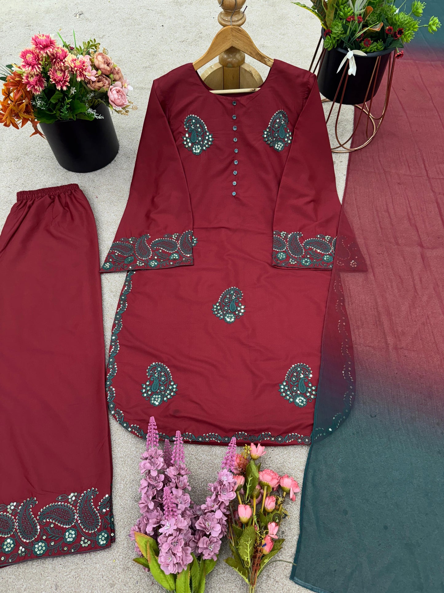 Women's Ethnic Wear
