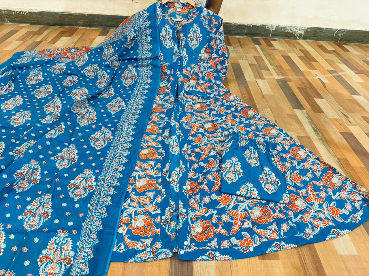 Women's Ethnic Wear